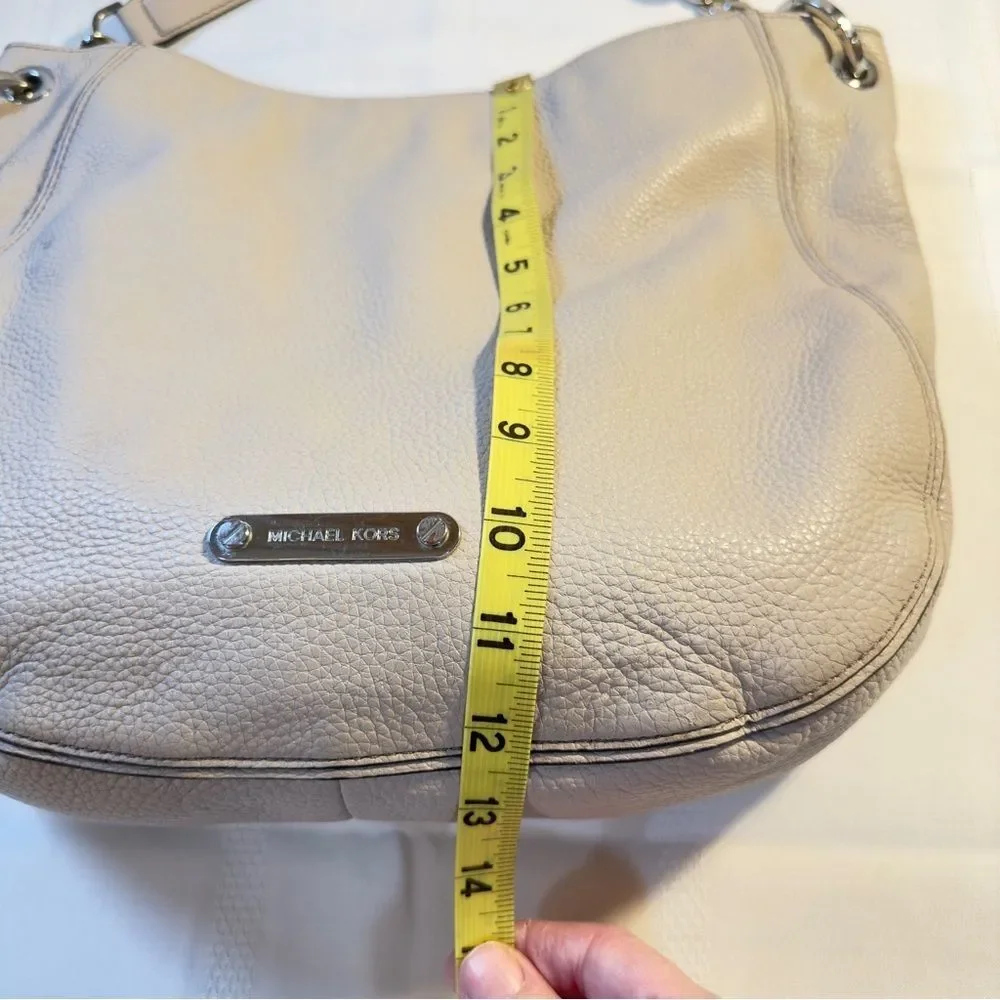 Michael Kors Gray Pebbled Leather Zipper Closure Hobo Shoulder Bag